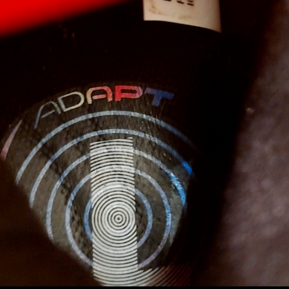 Self lacing Nike adapts (7) men's (8.5) womens - Picture 11 of 15